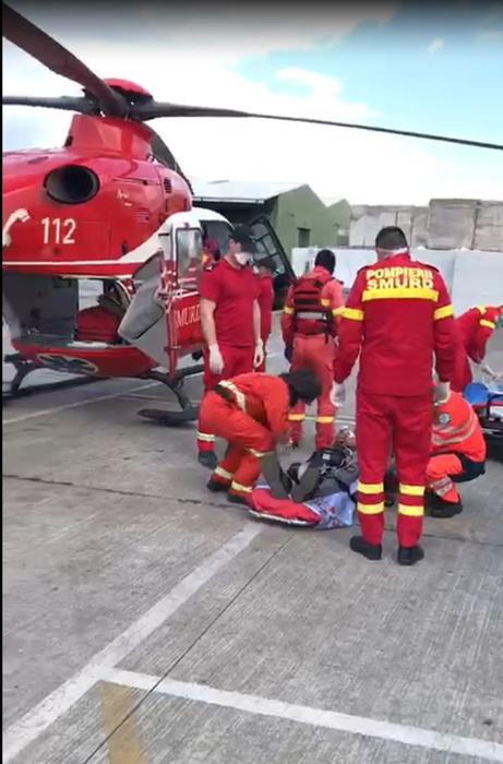 Accident de muncă înfiorător în Prahova! Bărbatul rănit grav a fost adus cu elicopterul SMURD în București