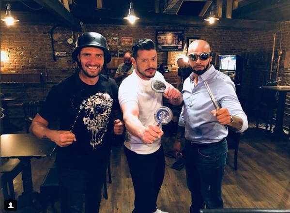 După despărțirea de Bianca Drăgușanu, Victor Slav a dezvăluit cu cine își dă mesaje zi și noapte