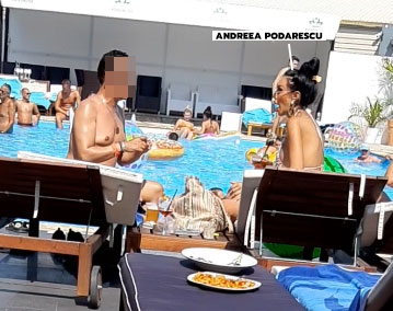 Andreea Podărescu, disctracție la piscină alături de un străin