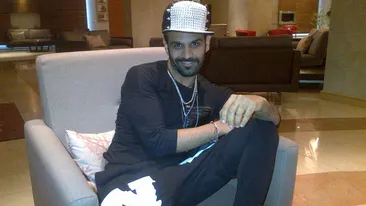 Arabul de la Vocea Romaniei si-a pus familia in cap! Vezi de ce a renuntat la un salariu de 6.000 de euro lunar