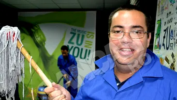 Razvan Popescu face curatenie pentru Buzdugan si Morar! Da cu aspiratorul si sterge praful!