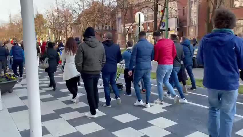 Proteste înainte de intrarea în carantină! Timișorenii, revoltați de decizia autorităților: „Libertate”