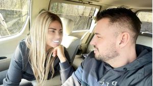 Katie Price confirmă că e însărcinată cu cel de-al șaselea copil? Mesajul vedetei: "Mulțumesc pentru că ești parte din mine!"