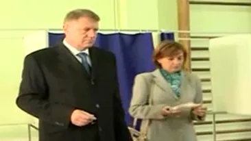 Klaus Iohannis A VOTAT la Sibiu! “Am fost la biserica inainte de vot!”