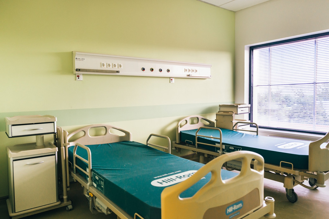 "Grație" pandemiei, băcăuanii pot beneficia de un spital ultramodern, devenit funcțional în timp record