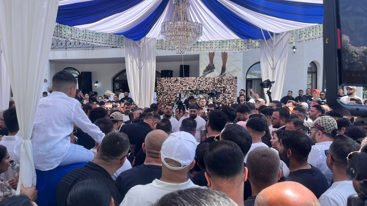 Ciprian Pian, condus pe ultimul drum! Imaginile durerii în 100 de fotografii
