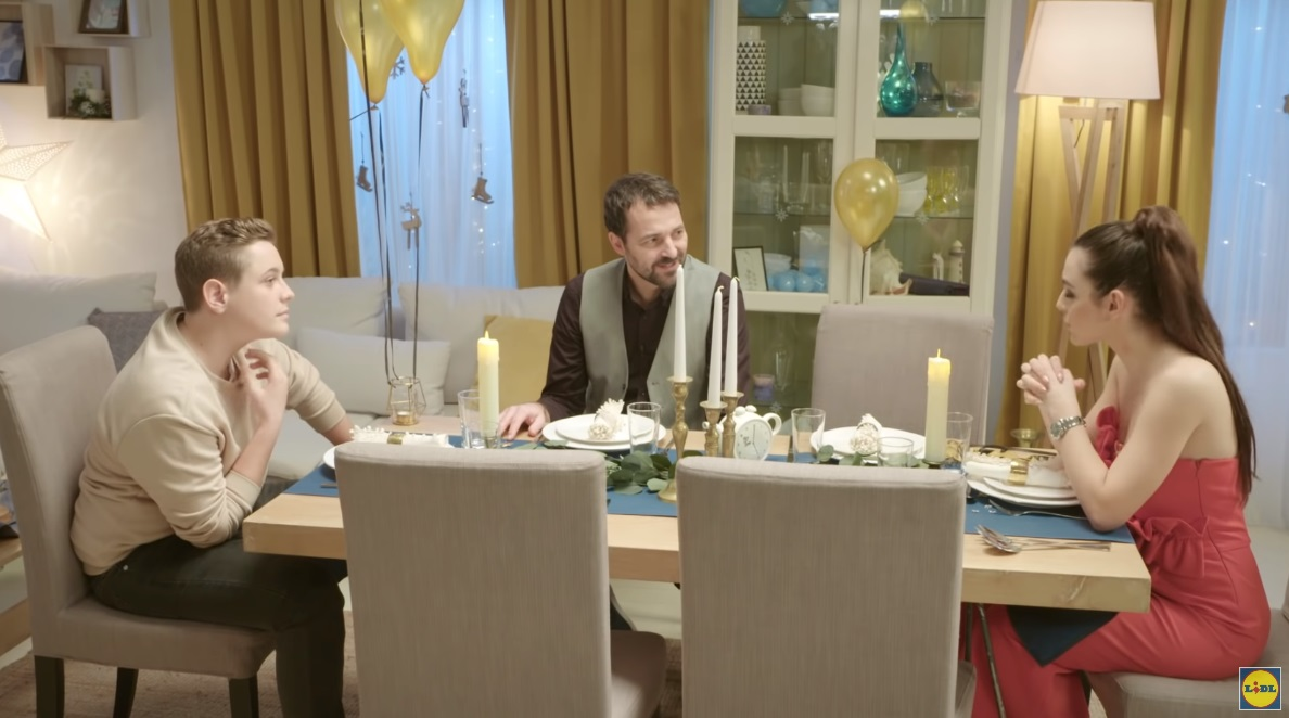 Andreea Esca a dezvăluit ce emisiune va prezenta după ce pleacă de la pupitrul Știrilor Pro TV