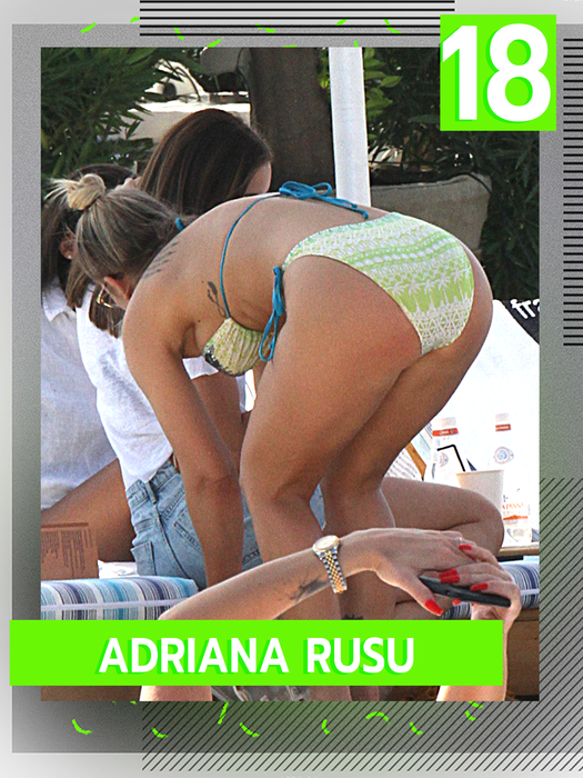 Top 50 sexy-vedete în poziții incendiare pe șezlong. Au ”cuvântul” Daniela Crudu, Bianca Iordache sau Lora