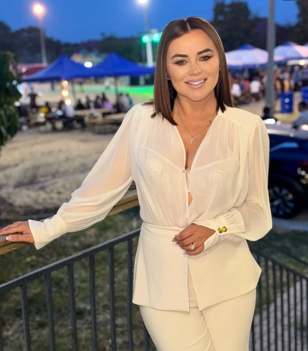 Carmen de la Sălciua, ținta bullying-ului. (sursă - instagram.com/carmendelasalciua).