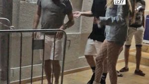 După ce s-a despărţit de Rani Adamescu, şi-a găsit altă victimă. ”Săgeata” lui Stelu s-a infiltrat în anturajul milionarului care a deţinut mallurile Militari şi Vitan!
