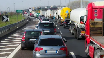 Veste proastă pentru românii care merg cu mașina în concediu. Trebuie să scoată mai mulți bani din buzunar în luna august