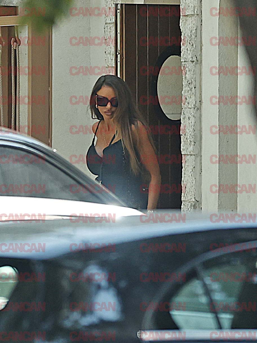 Bianca Drăgușanu a luat masa cu Gabi Bădălău, dar cei doi au ieșit pe rând din restaurant