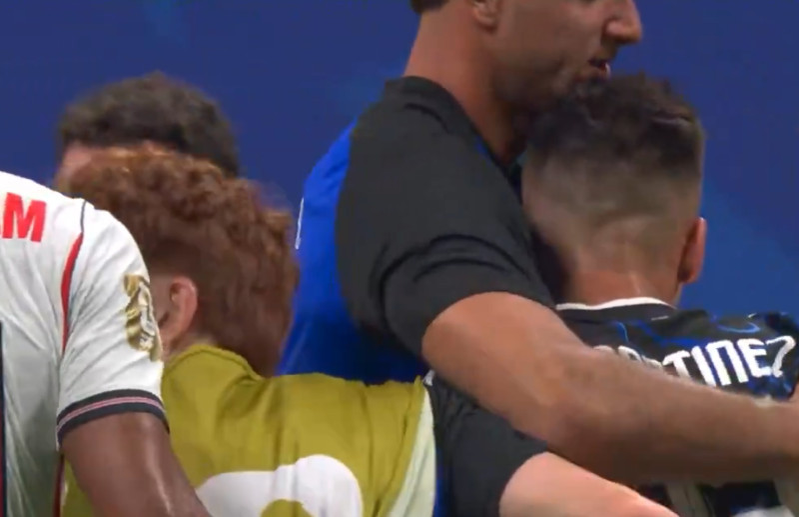 Scandal uriaș la Mondial! Jude Bellingham l-a lovit pe Valentin Barco după eșecul Angliei cu Argentina