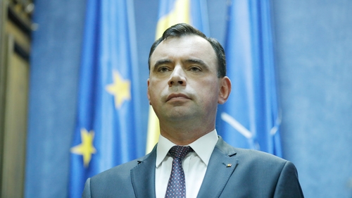 Anunțul făcut de secretarul de stat MAI. Persoanele vârstnice ar putea ieși din case într-un alt interval orar