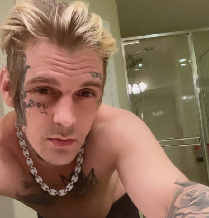 A murit Aaron Carter. Rapperul american a fost găsit fără viață în locuința sa din California