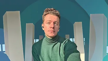 Nu și-a dorit să fie artist, dar muzica l-a ales! Jean Gavril despre momentul care i-a schimbat viața: ”Nu mi-am propus să fiu muzician, dar mereu m-am folosit de muzică, chiar și ca să scap de nota scăzută la purtare”