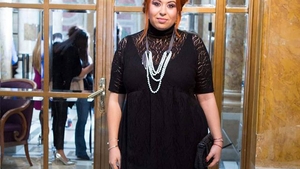 OANA ROMAN, din ce în ce mai slabă! Cum şi-a făcut apariţia la un eveniment monden şi ce spune despre micşorarea stomacului