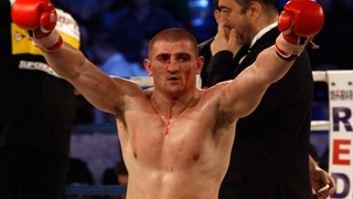Catalin Morosanu si-a luat rolul de consilier in serios. A obtinut 10.000 de lei pentru campionul olimpic Alin Moldoveanu