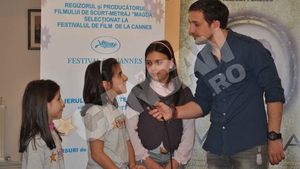 Dani Otil, mentorul copiilor de la scoala "Micile Vedete"