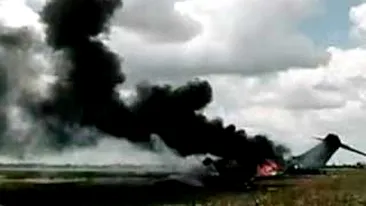 Avionul prabusit la Craiova s-a lovit de un stalp din beton inainte de impactul cu solul