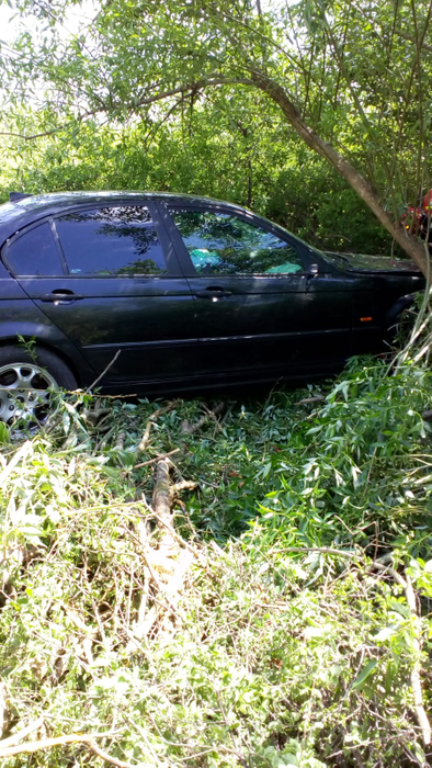 Accident dramatic, la ieșire din Timișoara. O mașină s-a răsturnat și trei persoane au ajuns la spital. FOTO
