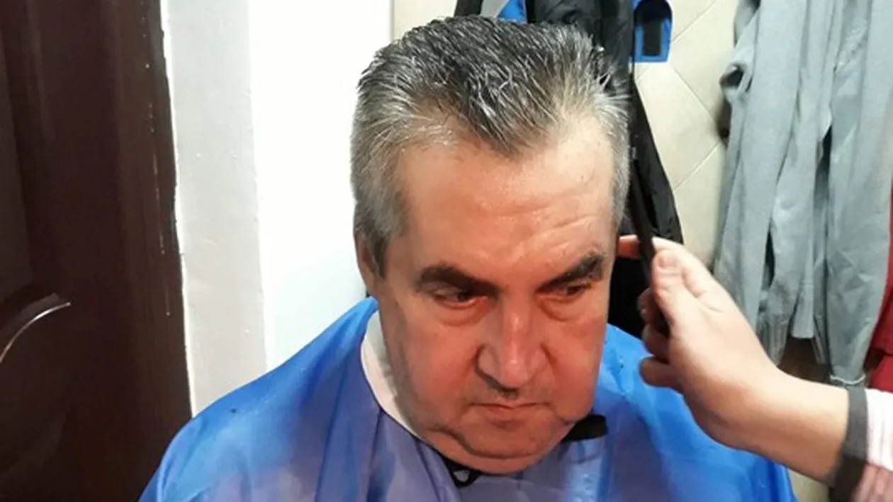 Nu e banc! Câți lei costă un tuns pe vreme de izolare. Acești frizeri vin la domiciliul tău în București și în alte orașe din România