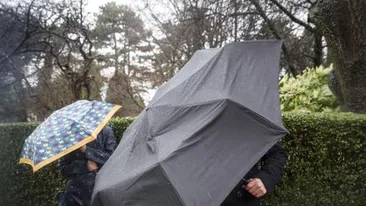 Meteo 19 APRILIE! Avertizare meteo de ploi, ninsori si frig