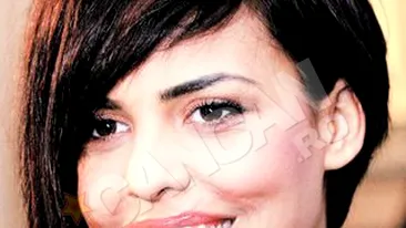 Andreea Popescu se opereaza la Paris pe 7.000 de euro! Isi reconstruieste fata!