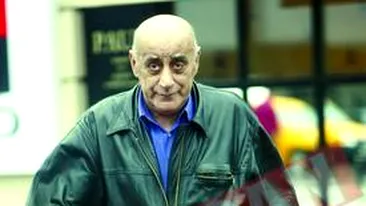 Cum il tine in forma sotia pe Viorel Lis (66 de ani)