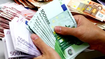 Curs valutar 16 ianuarie 2019. Euro face un nou pas spre borna de 5 lei