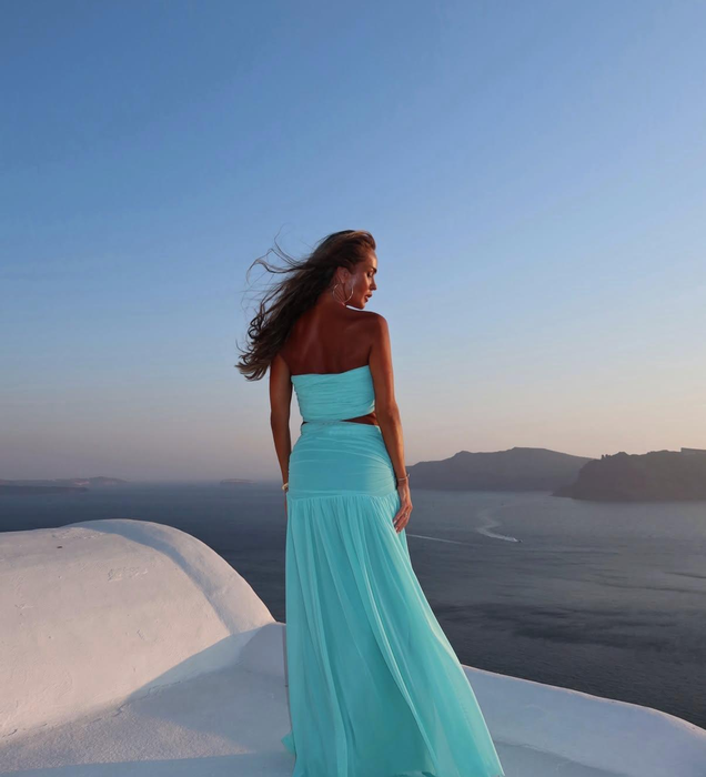 Diana Munteanu a dat România pe Santorini. Imagini spectaculoase din escapada în Grecia
