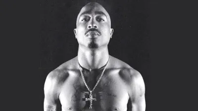 Cum s-a dat de gol ucigașul lui Tupac, la 22 de ani după asasinarea legendei hip-hop?