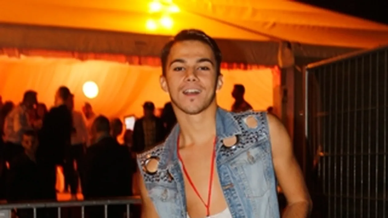 Corina nu stie sa piarda! Dupa ce a fost lasata cu ochii in soare de dansatorul Edy Vasile, artista a tras sfori ca sa-i inchida usile in showbizz