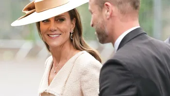 Kate Middleton, din nou în centrul atenției la o nuntă regală. Ținuta care a stârnit discuții