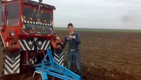 I-a luat faţa lui GEO UNIVERSALU'! Cum arată cel mai trăznit tractor tunat cu... obiecte împrumutate!