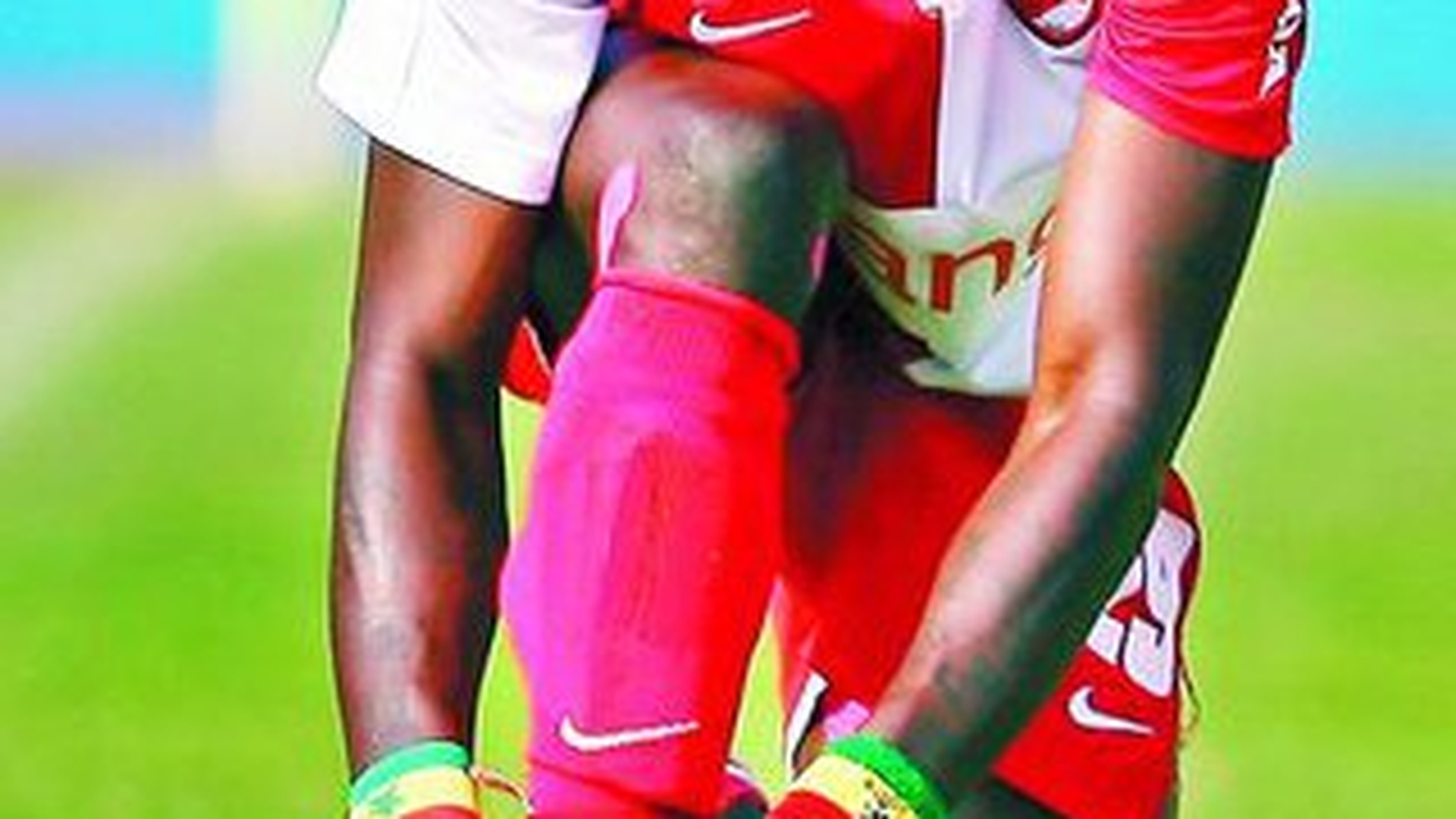 N'Doye a trait o drama in 2002