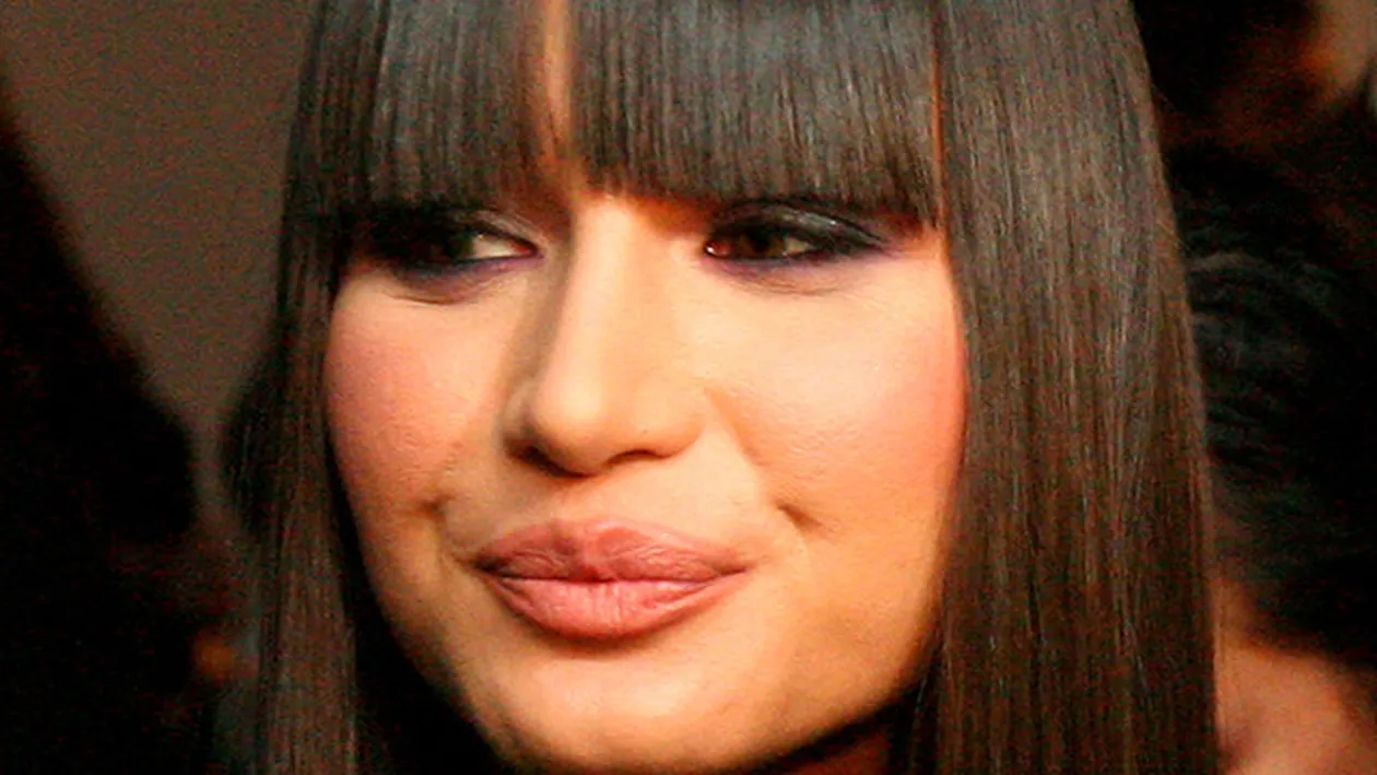 Primul pictorial impreuna! Elena Băsescu, alături de fiica si de sotul său! Uite cât a crescut Sofia Anais