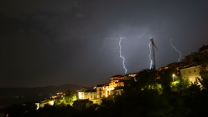 BREAKING! MAE, atenționare de călătorie! Vreme extremă, românii sunt în pericol