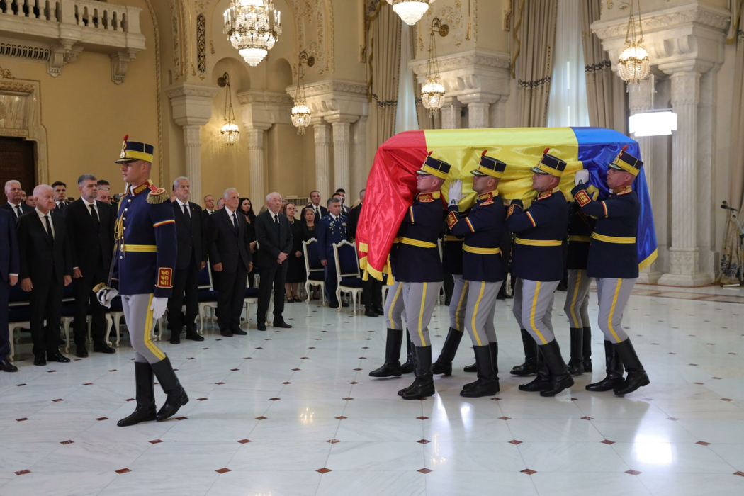 Cât a costat înmormântarea lui Ion Iliescu? 7.000 euro dintr-un foc doar pe sicriu și dric