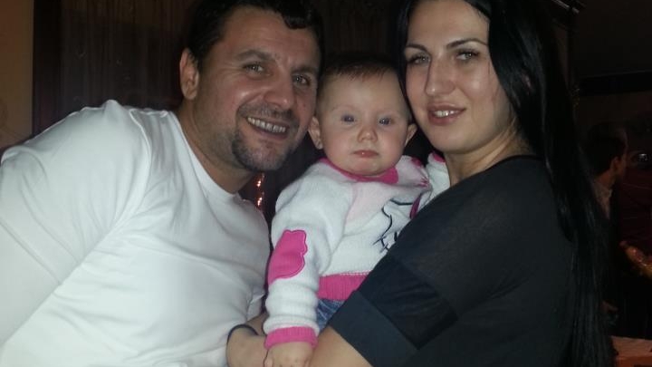 Nicu Paleru isi duce sotia doua luni in America. Pleaca doi, dar vor sa se intoarca... trei. Vezi ce planuri au!