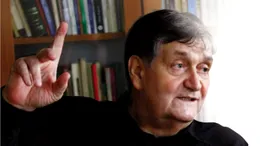 Scriitorul și criticul literar Alex Ștefănescu a murit la 76 de ani! Este autorul „Istoriei literaturii române contemporane”