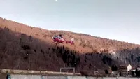 Accident grav în Bușteni. Un copil s-a izbit cumplit de un gard metalic. A fost transportat de urgență în Capitală cu un elicopter