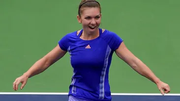 Oamenilor nu le venea să creadă că este ea! Cum a ieşit Simona Halep în parc