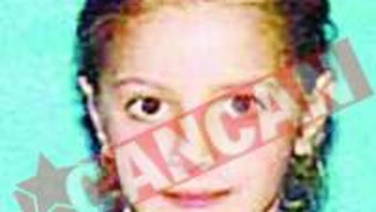 Ucigasul Larisei deseneaza fetite fericite