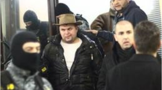 Astia sunt cei mai prosti hoti din lume! L-au jefuit pe cel mai bogat bugetar din Romania si s-au laudat pe Facebook!
