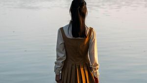 Vedeta din România care a fost abuzată ani de zile de unchiul ei: „Nu este ușor să nu te simți viu în viața ta”