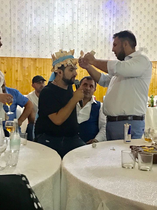 Îl face uitat pe Florin Salam?! I-a făcut coroană din bani lui Tzanca Uraganul