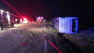 Un autocar cu 60 de persoane din Ucraina, răsturnat în Constanţa! A fost activat planul roșu de urgență