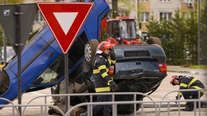 Permise pe șpagă, șoferi pe șosele. Moștenirea toxică a anilor în care carnetul auto se cumpăra