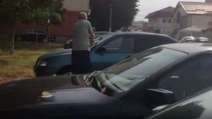 Imagini şocante. S-a răzbunat cu toporul pentru că i-a fost ocupat locul de parcare